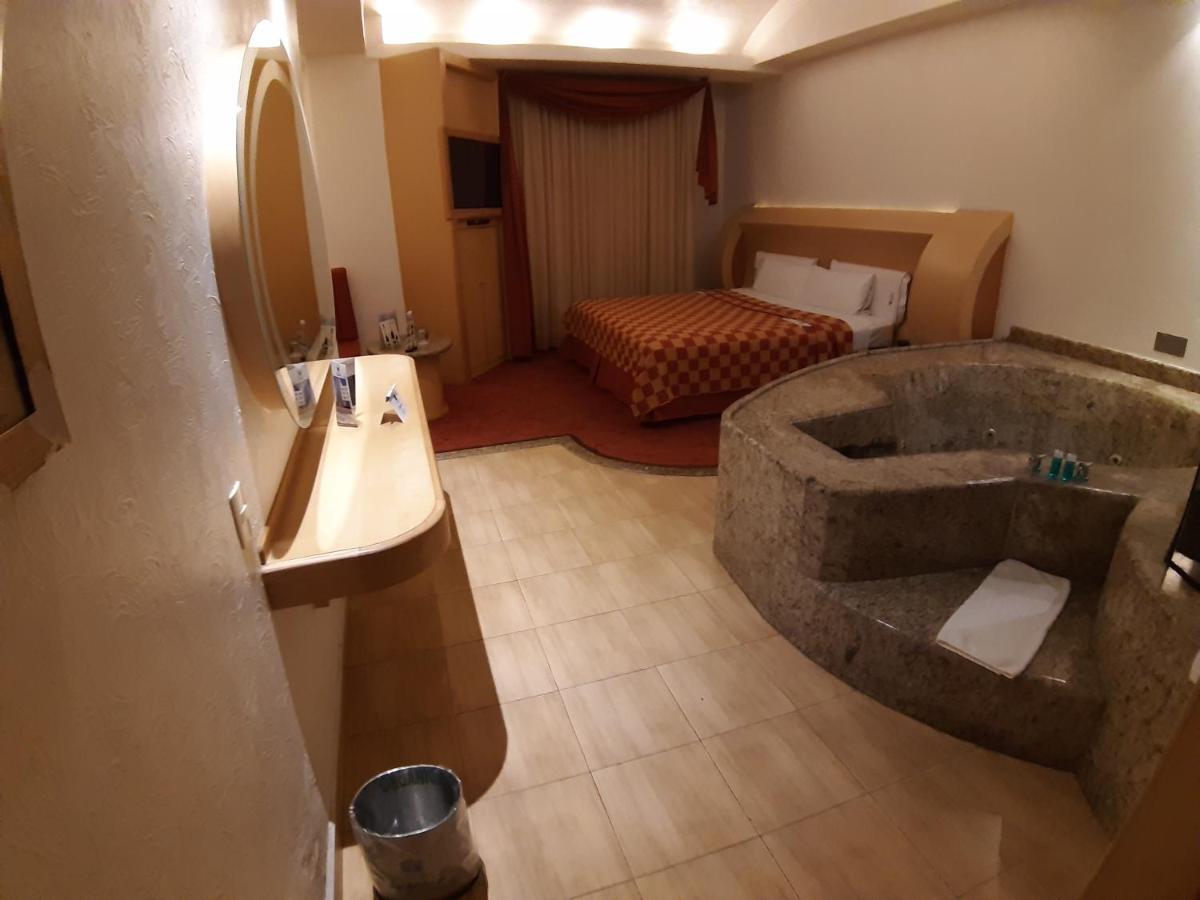 Auto Hotel Legaria Мехико Экстерьер фото